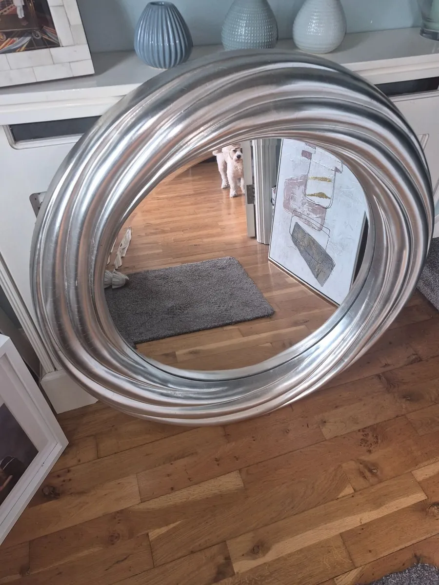 Ezliving mirror in silver - Image 1