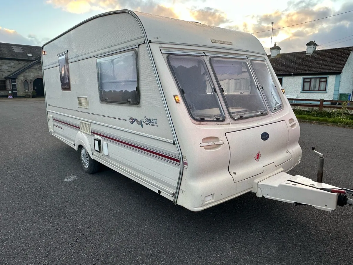 Bailey pagent 2berth caravan - Image 2