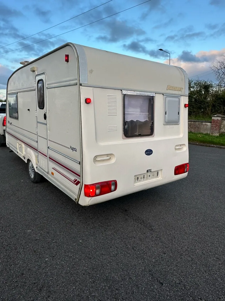 Bailey pagent 2berth caravan - Image 4