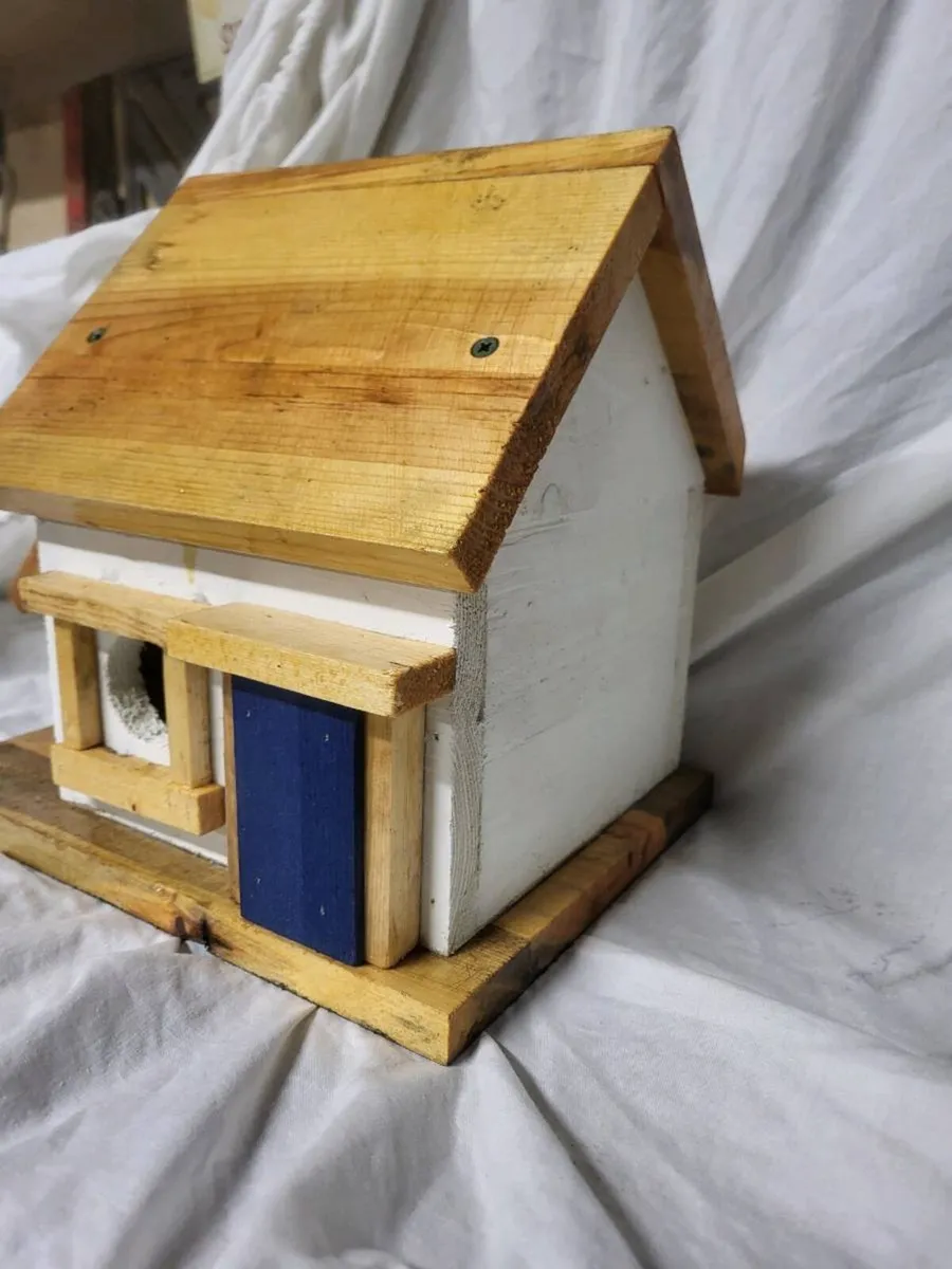 Bird house - Image 3