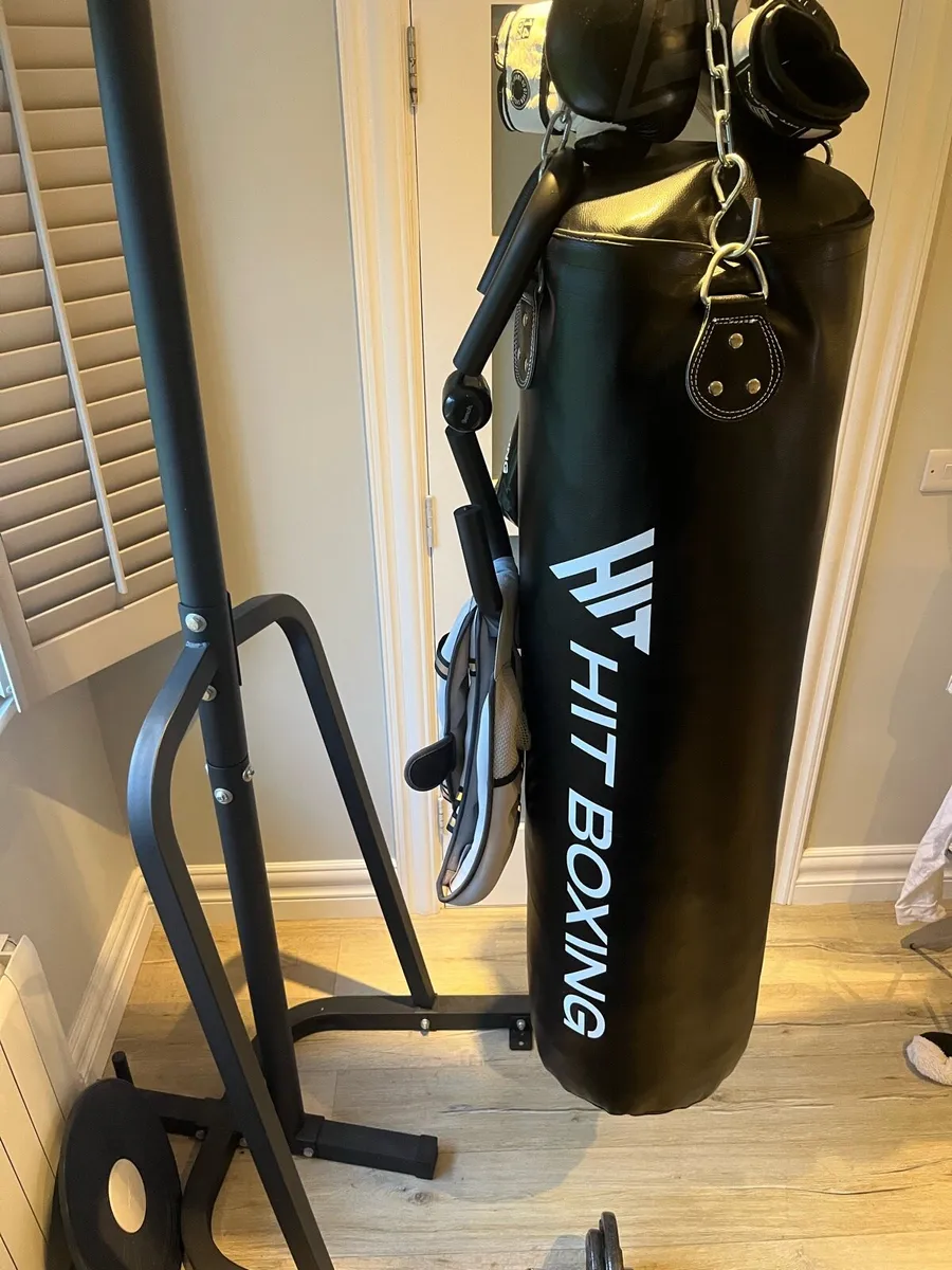 Boxing Bag and Stand - Image 4