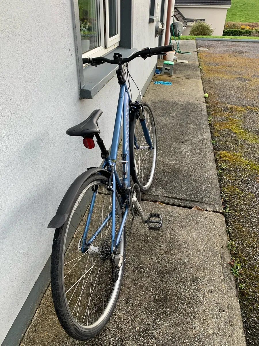 Carrera lady’s bike - Image 4