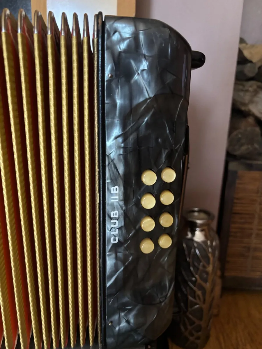 Hohner accordion - Image 2