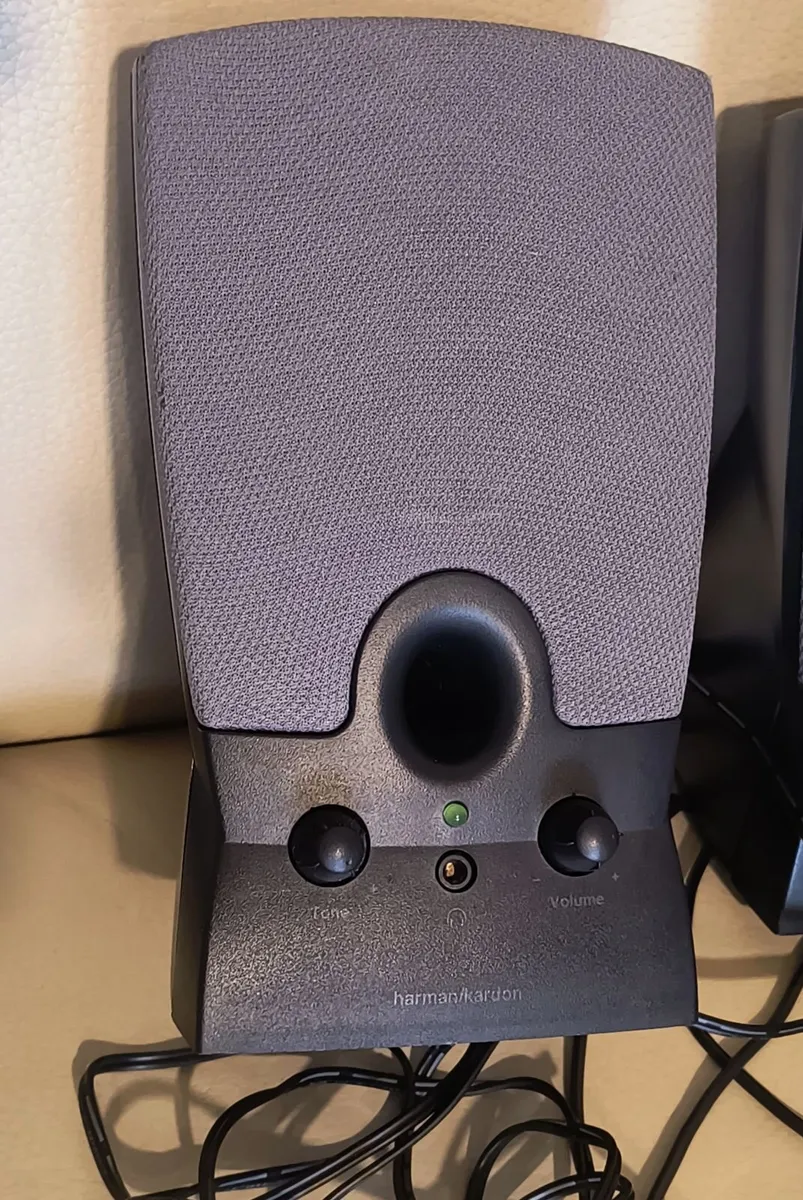 HARMAN KARDON Multimedia Speaker - Image 4