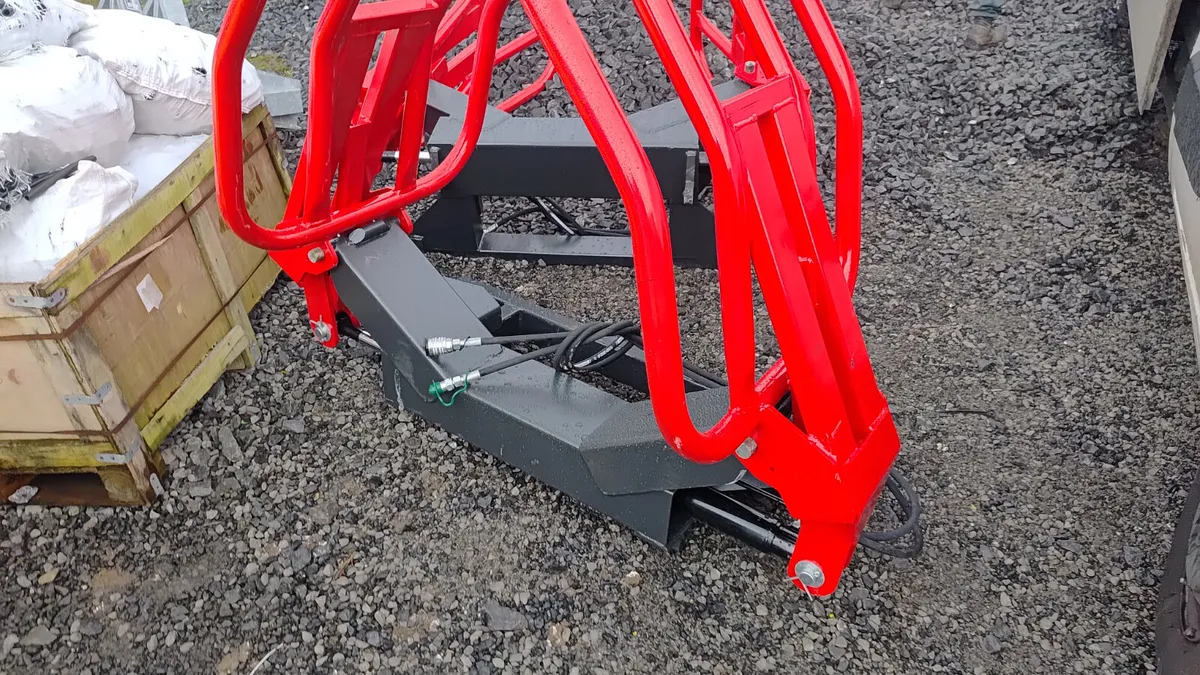 New Soft hands bale sgueezer 780€!!! - Image 2