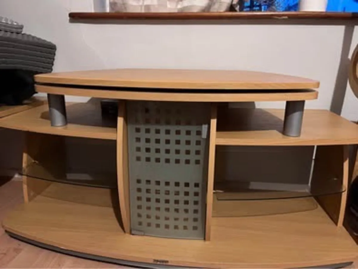 Tv stand - Image 1