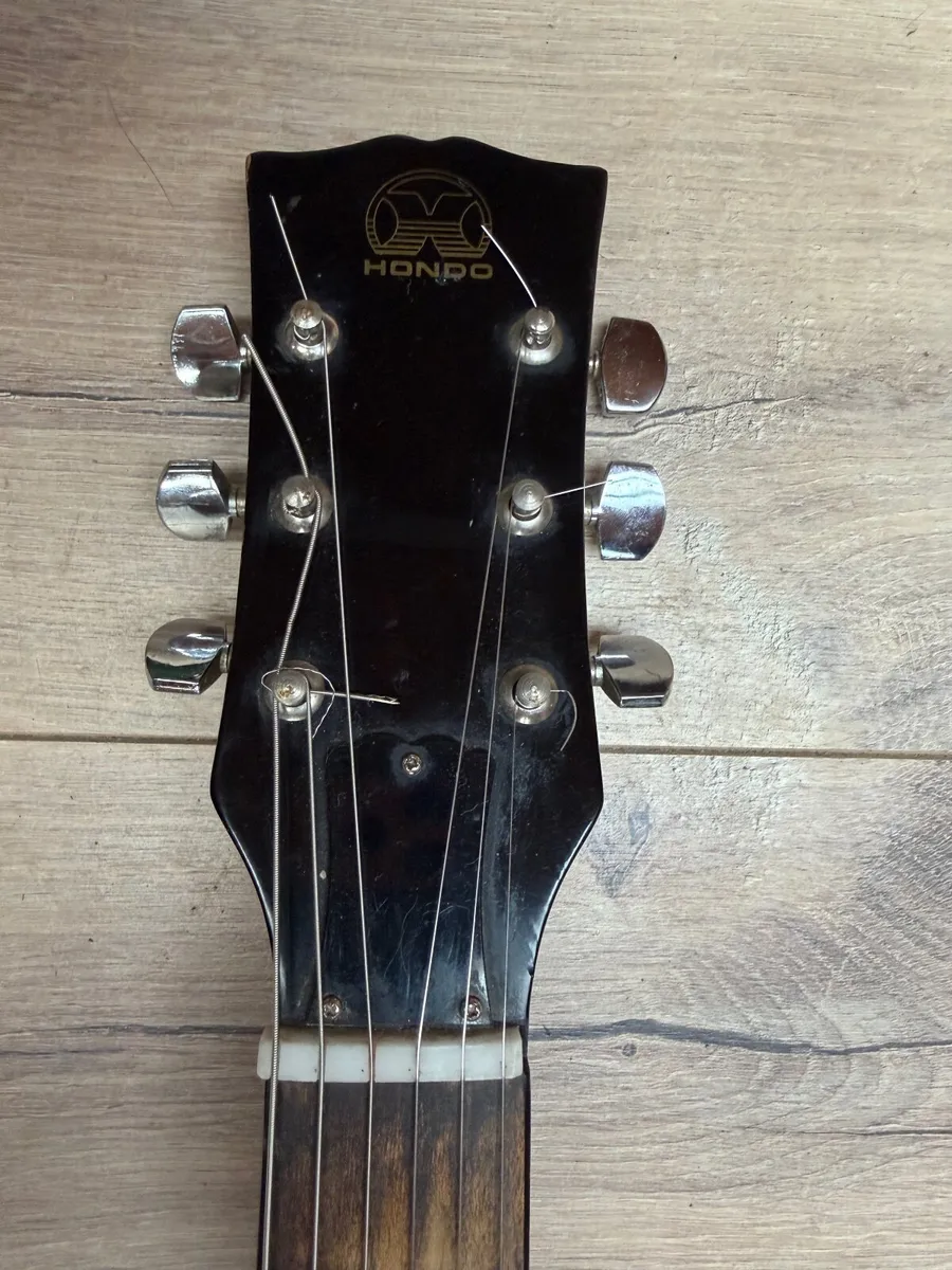 Vintage electric guitar - Image 4