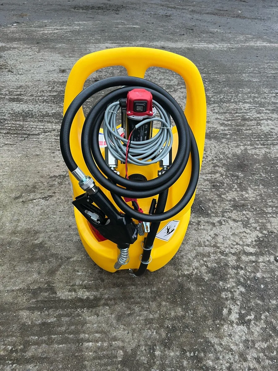 Fuel tank bowser - Image 1