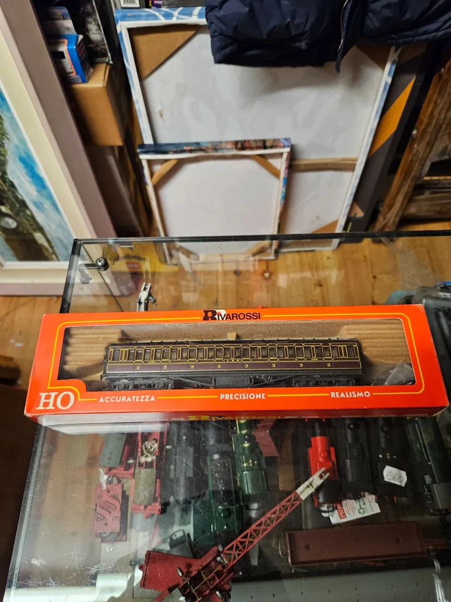 Hornby Rivarossi OO Gauge Carraige