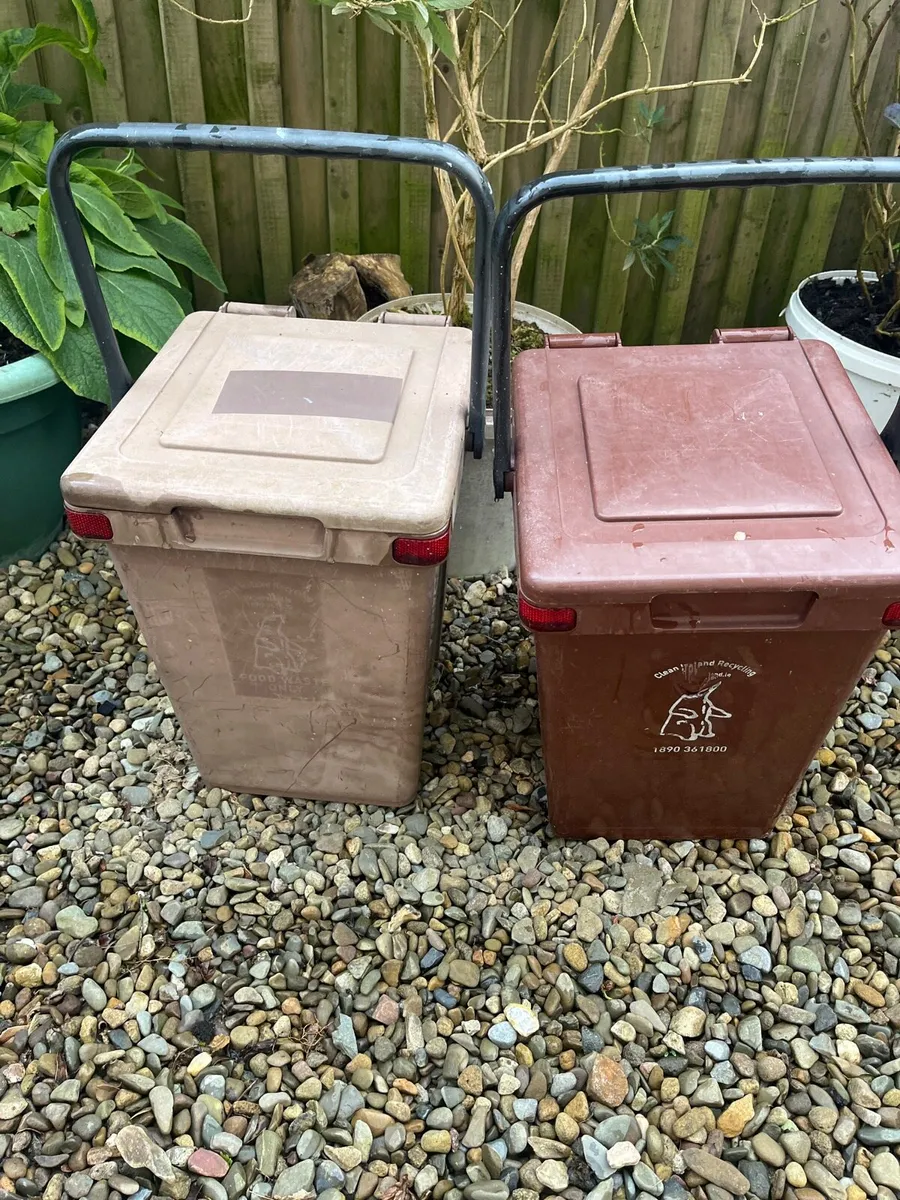 Two buckets together €10 - Image 3