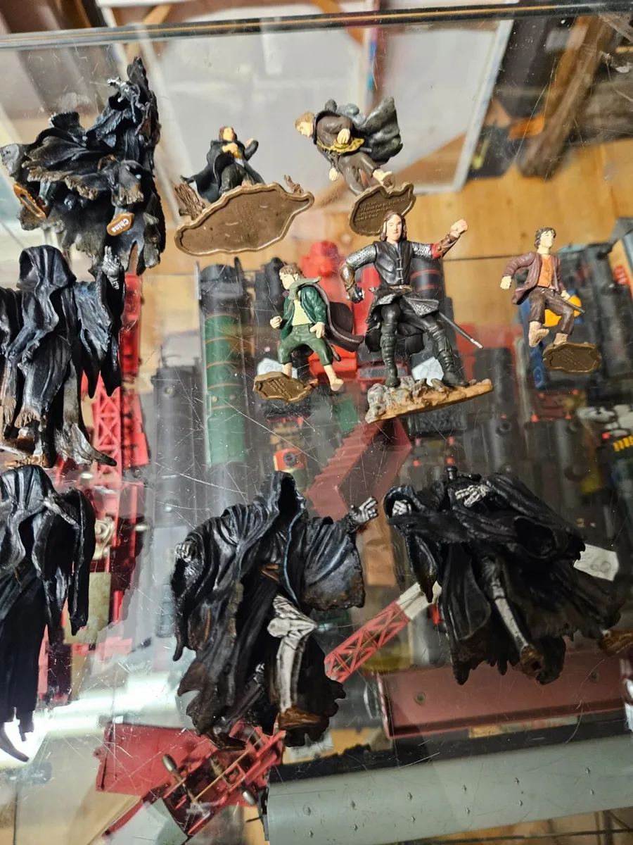Lord of the Rings Figures - Image 3