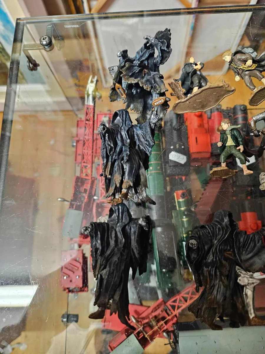 Lord of the Rings Figures - Image 4