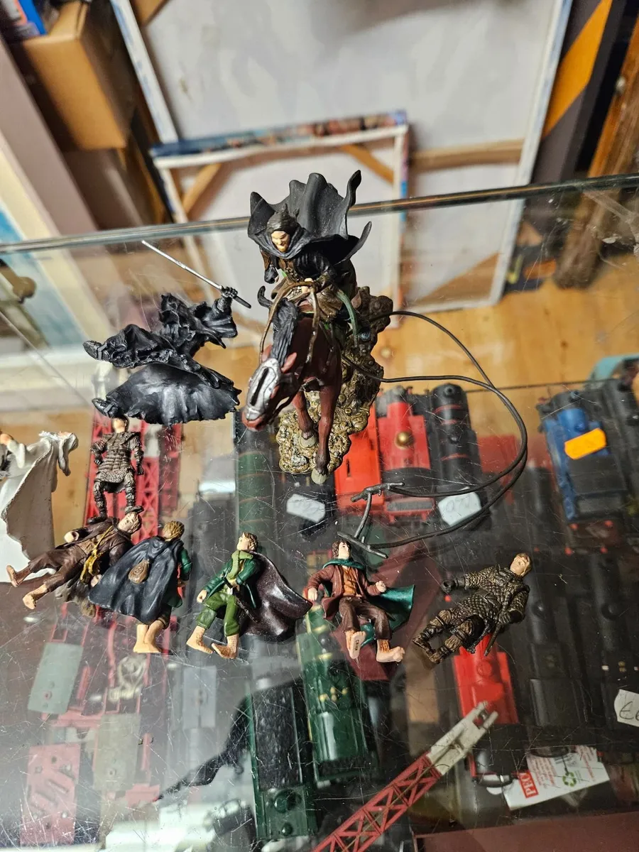 Lord of the Rings Figures - Image 2