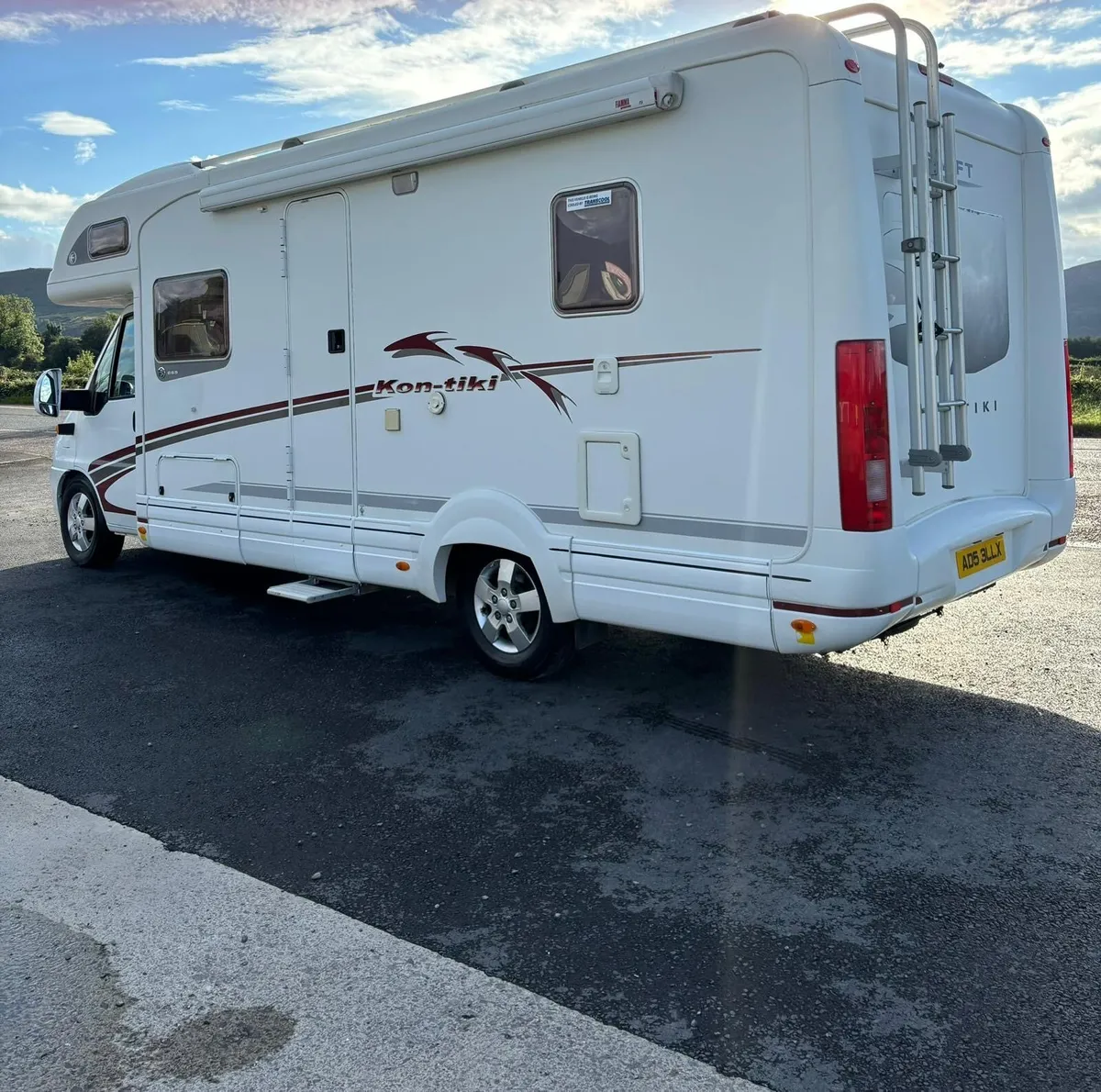 NIREG low VRT Swift Kontiki6birth Fixed Bed - Image 4