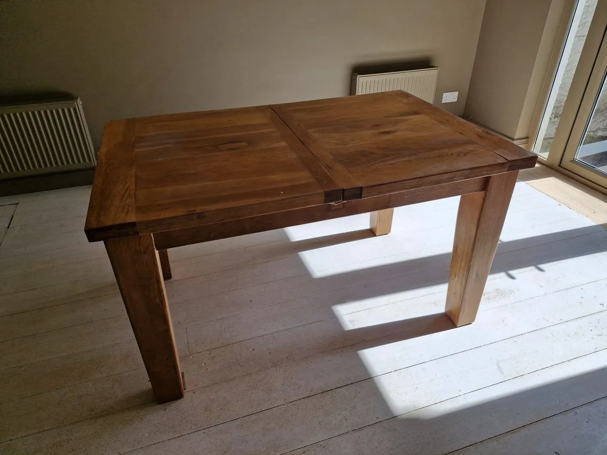 Solid wood table - Image 2