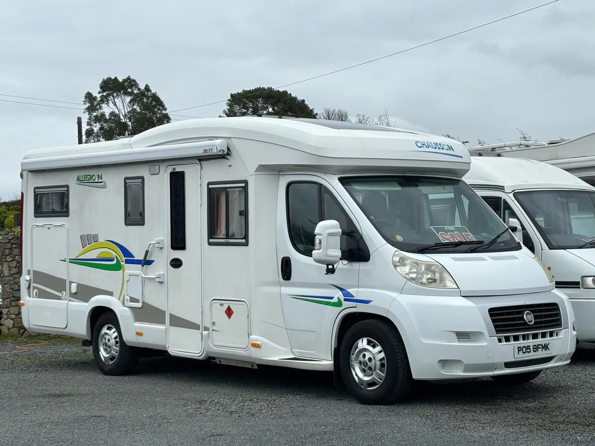 Fiat Ducato 2.8 CHAUSSON electric fix bed year2009 - Image 1