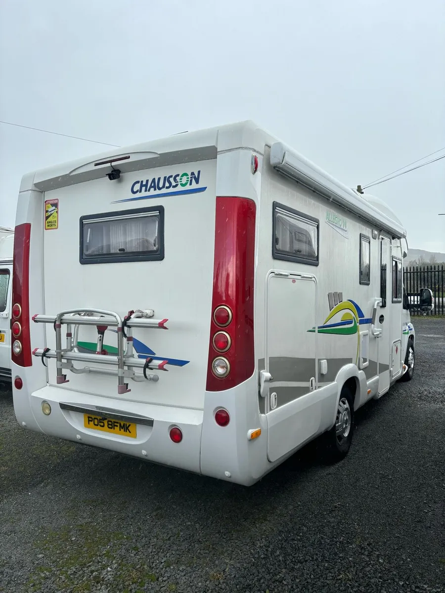 Fiat Ducato 2.8 CHAUSSON electric fix bed year2009 - Image 4