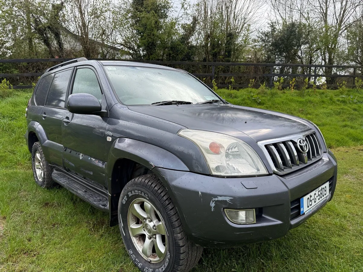 2005 Toyota Land Cruiser No doe/tax - Image 1