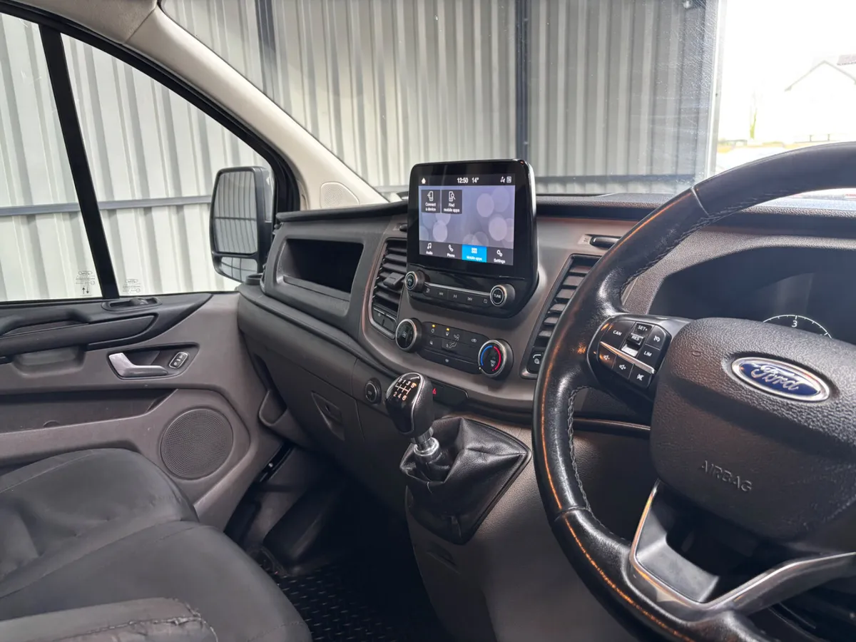 Ford Transit Custom 2020 Trend SWB - Image 4