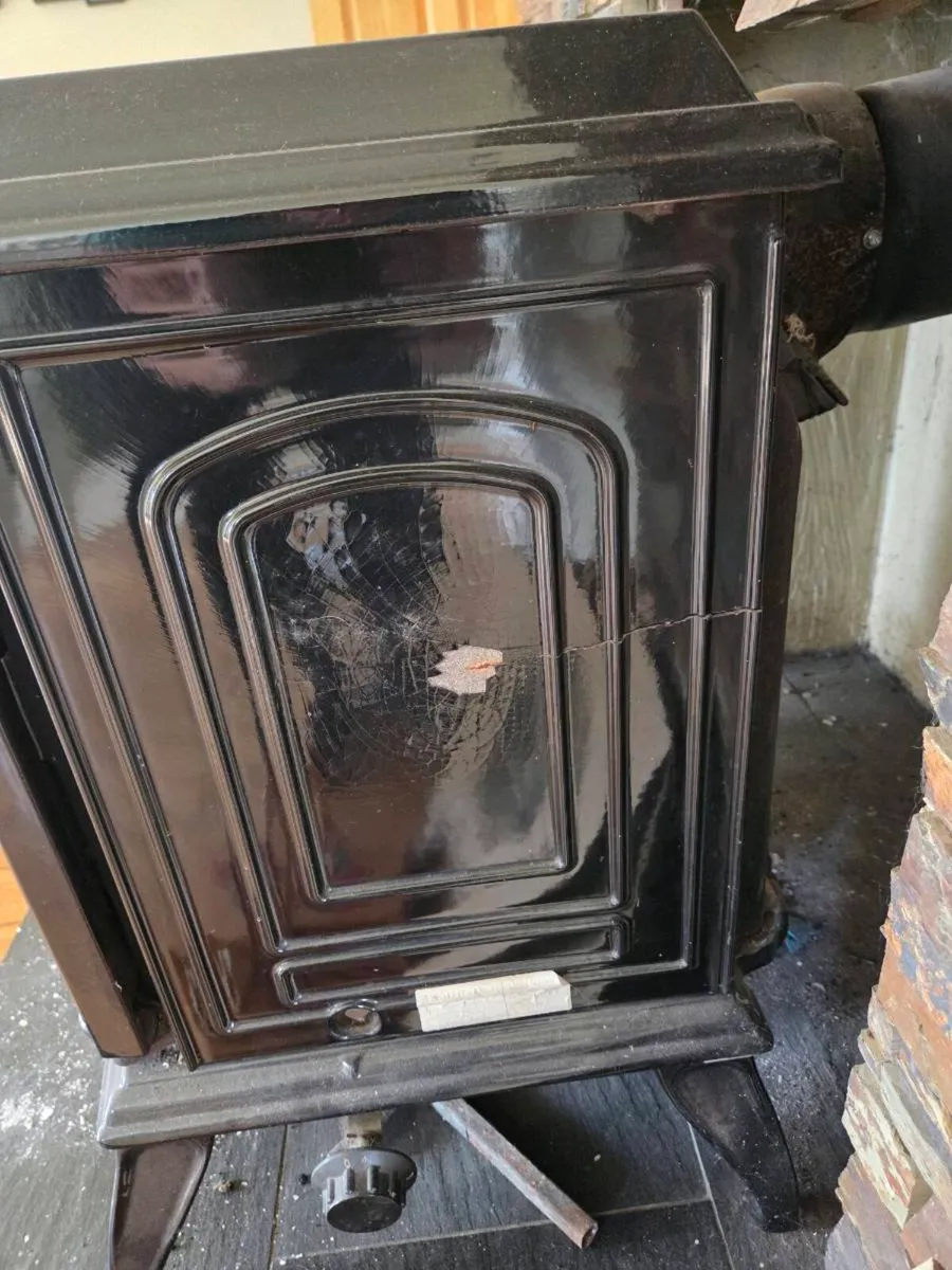 Stanley Grainne non boiler stove, needing repair - Image 3