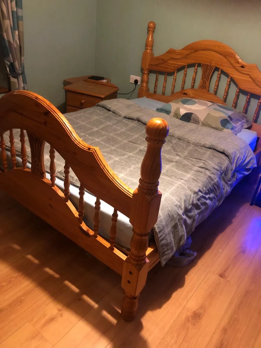 Pine bedroom furniture for sale - Image 1