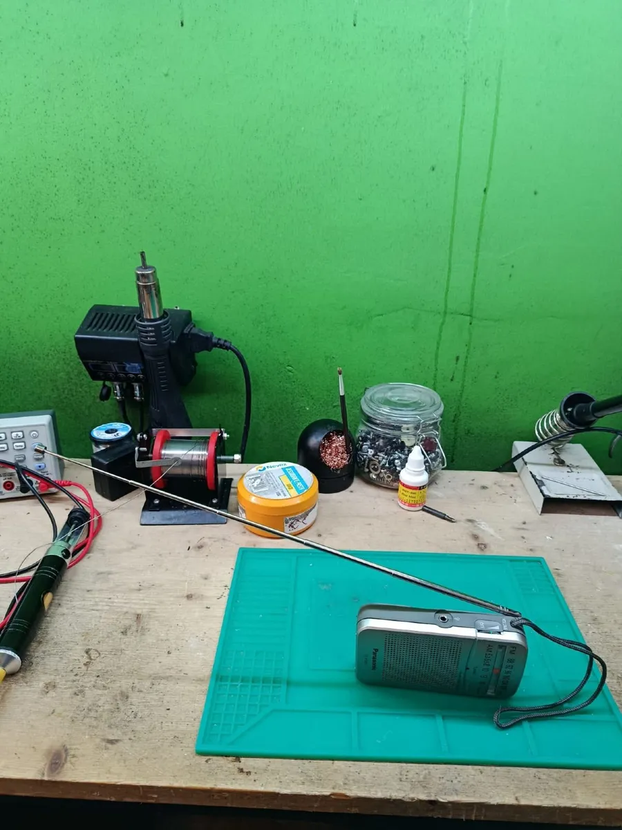 Radiio Panasonic RF-P50D radio - Image 3