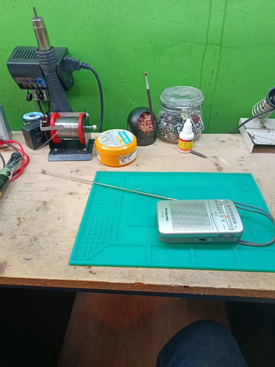 Radiio Panasonic RF-P50D radio - Image 4