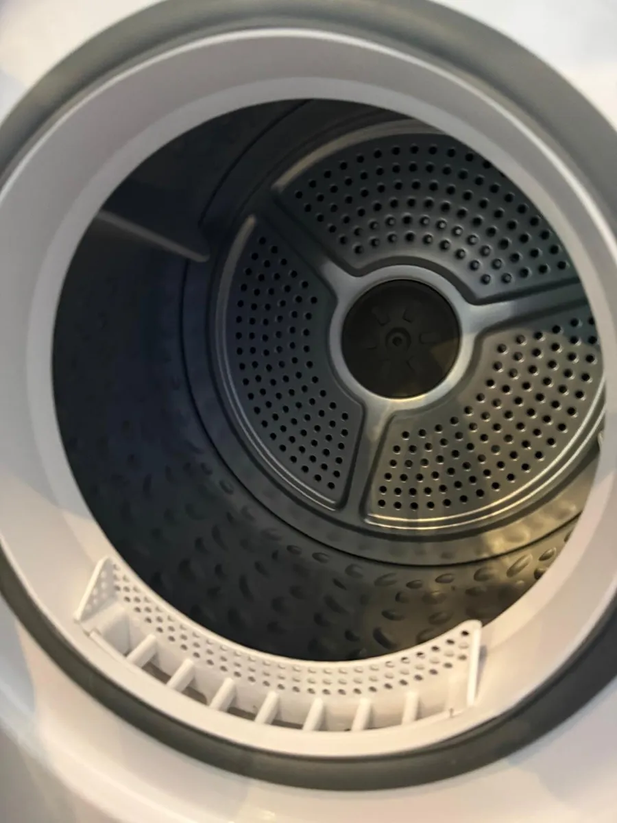 Clothes dryer - Image 4