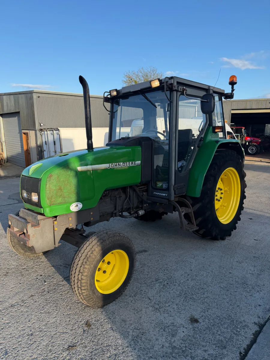 John Deere 3300 - Image 3