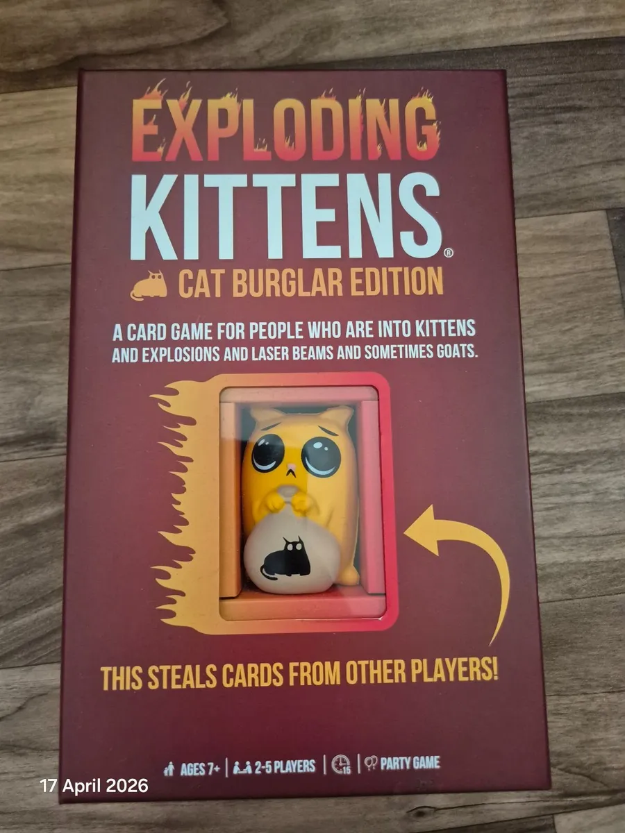 Exploding kittens game