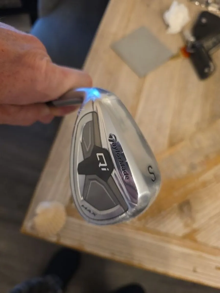 Taylormade irons LH - Image 4