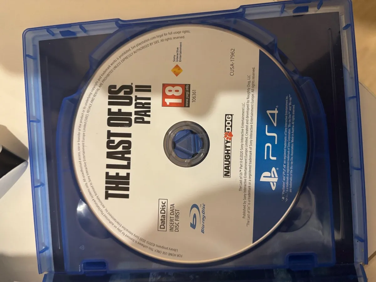 Ps5 Slim with disc drive (1TB) - Image 3