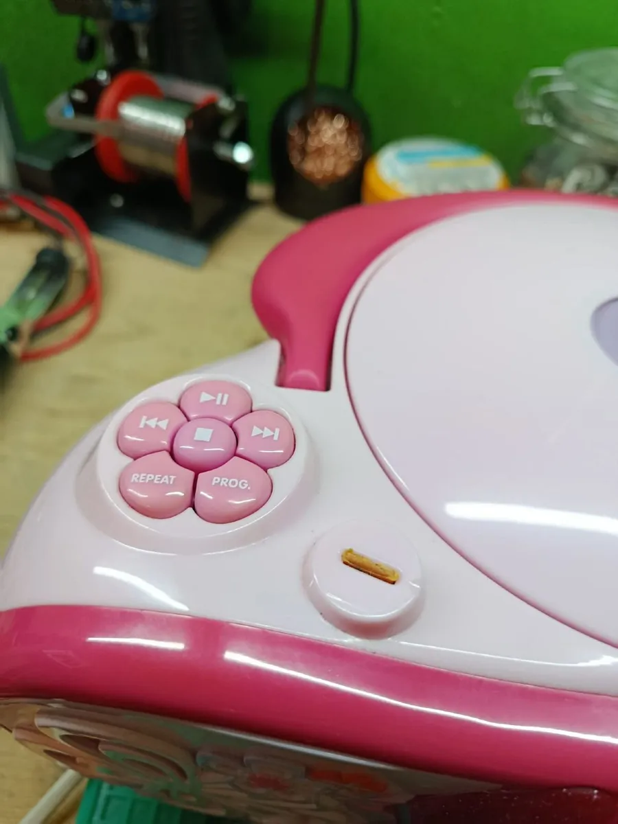 Barbie's Radio. - Image 3