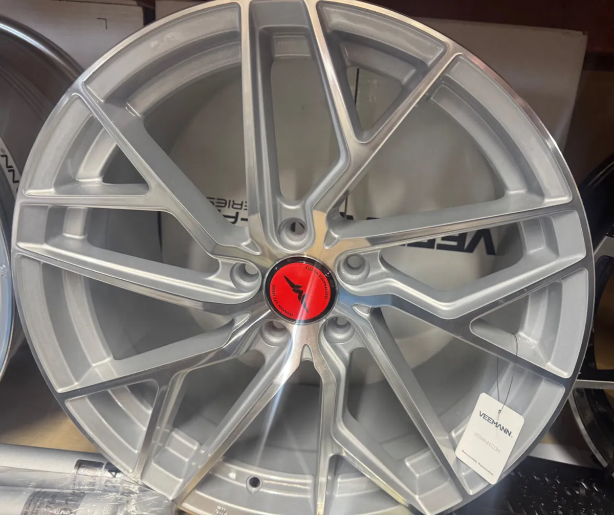 Upgrade to veemann centre caps www.fkalloys.ie - Image 3