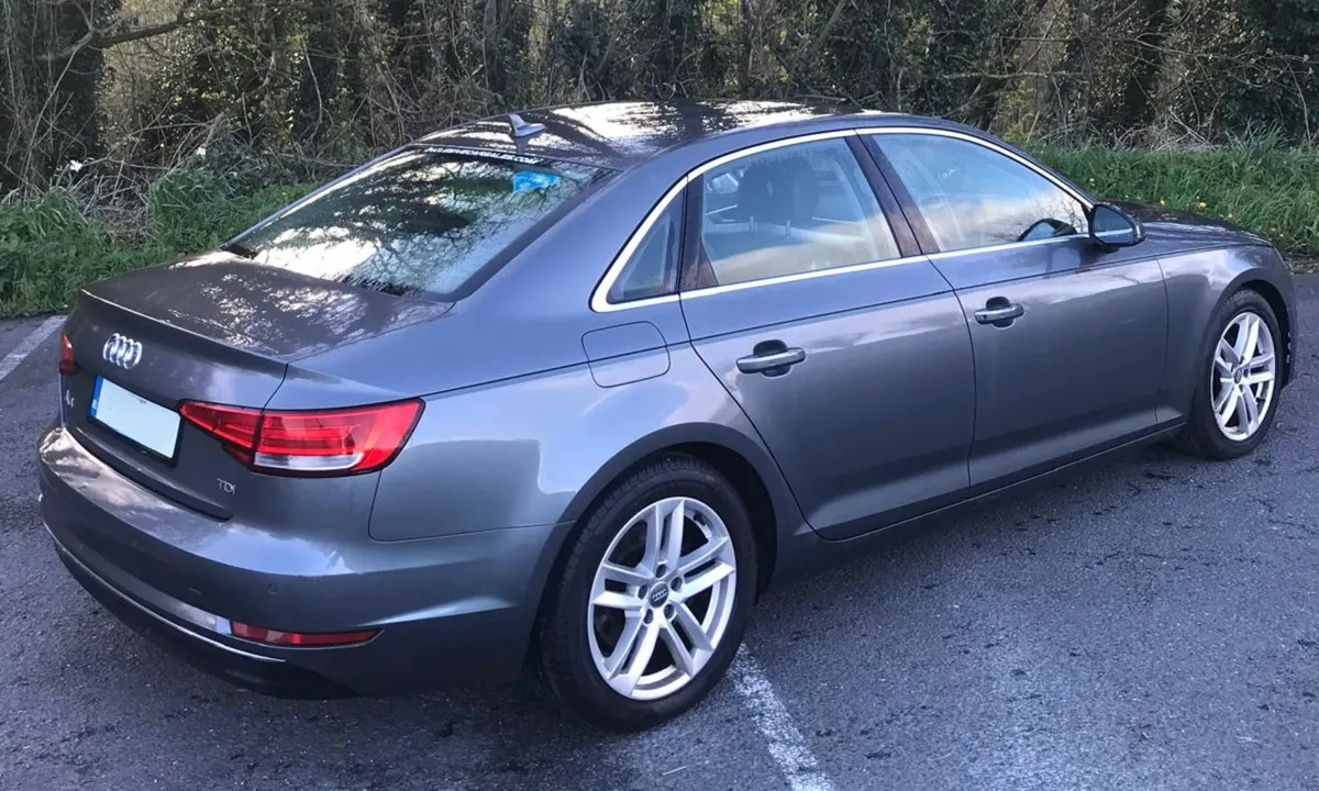 2017 AUDI A4 (Breaking) - Image 2