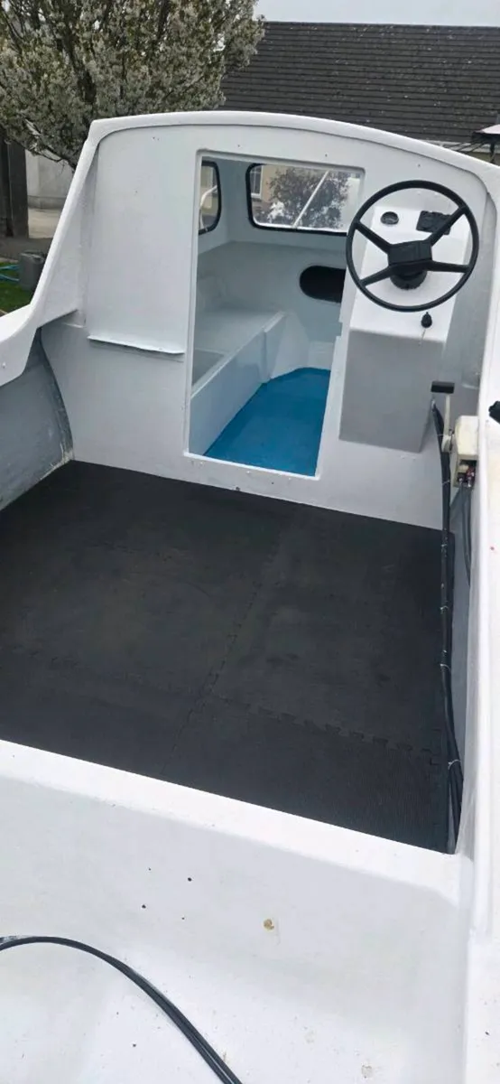 Boat wilson flyer fishing boat - Image 4