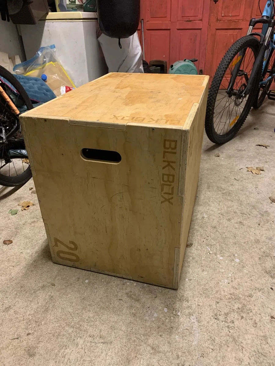 BLK gym box - Image 1