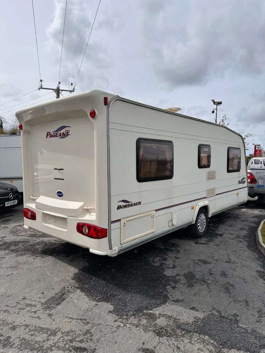 ✨STUNNING BAILEY PAGEANT 4  BERTH FIXED BED ✨ - Image 2