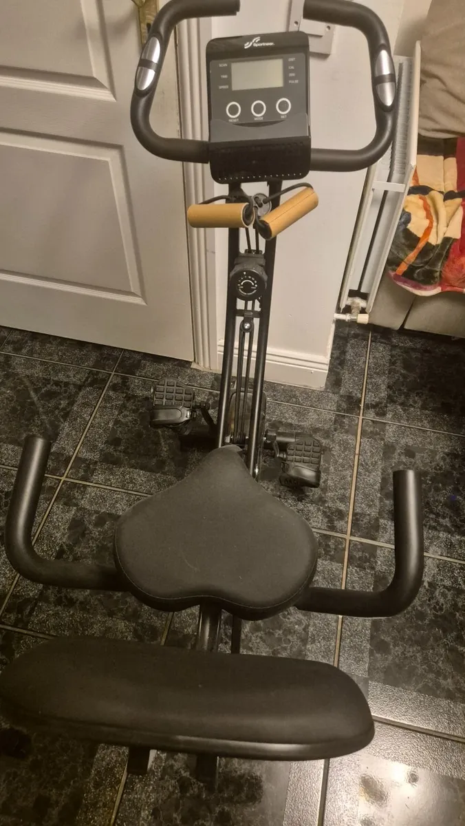 Excercise bike - Image 1