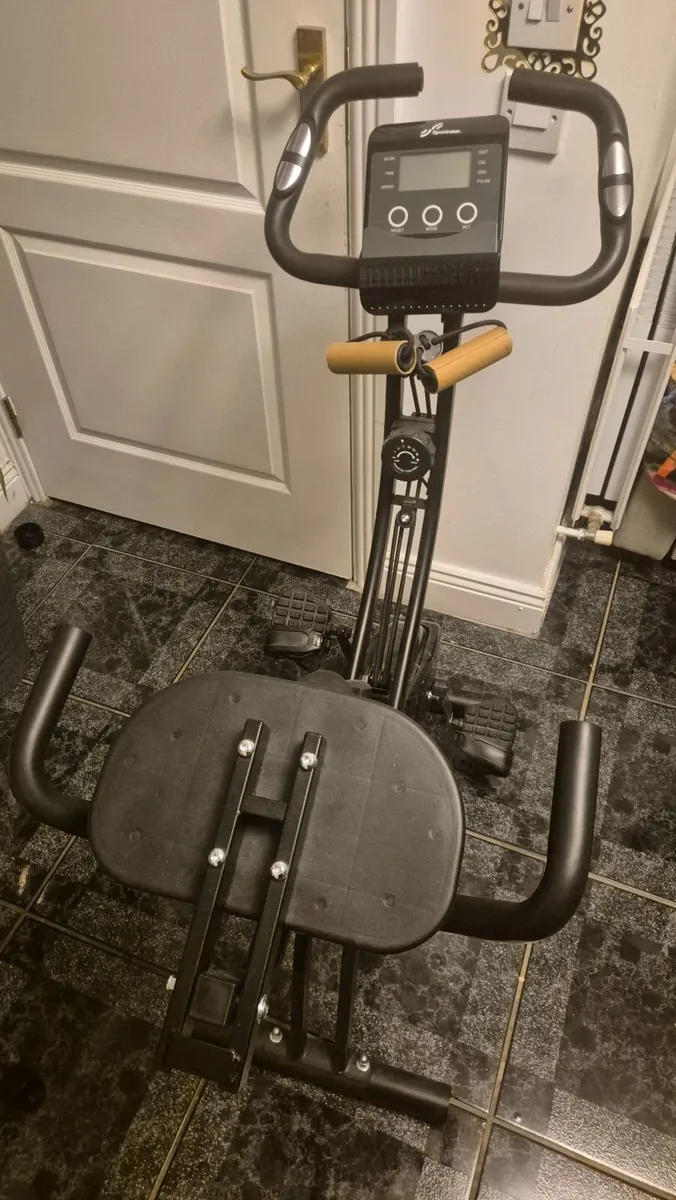 Excercise bike - Image 4