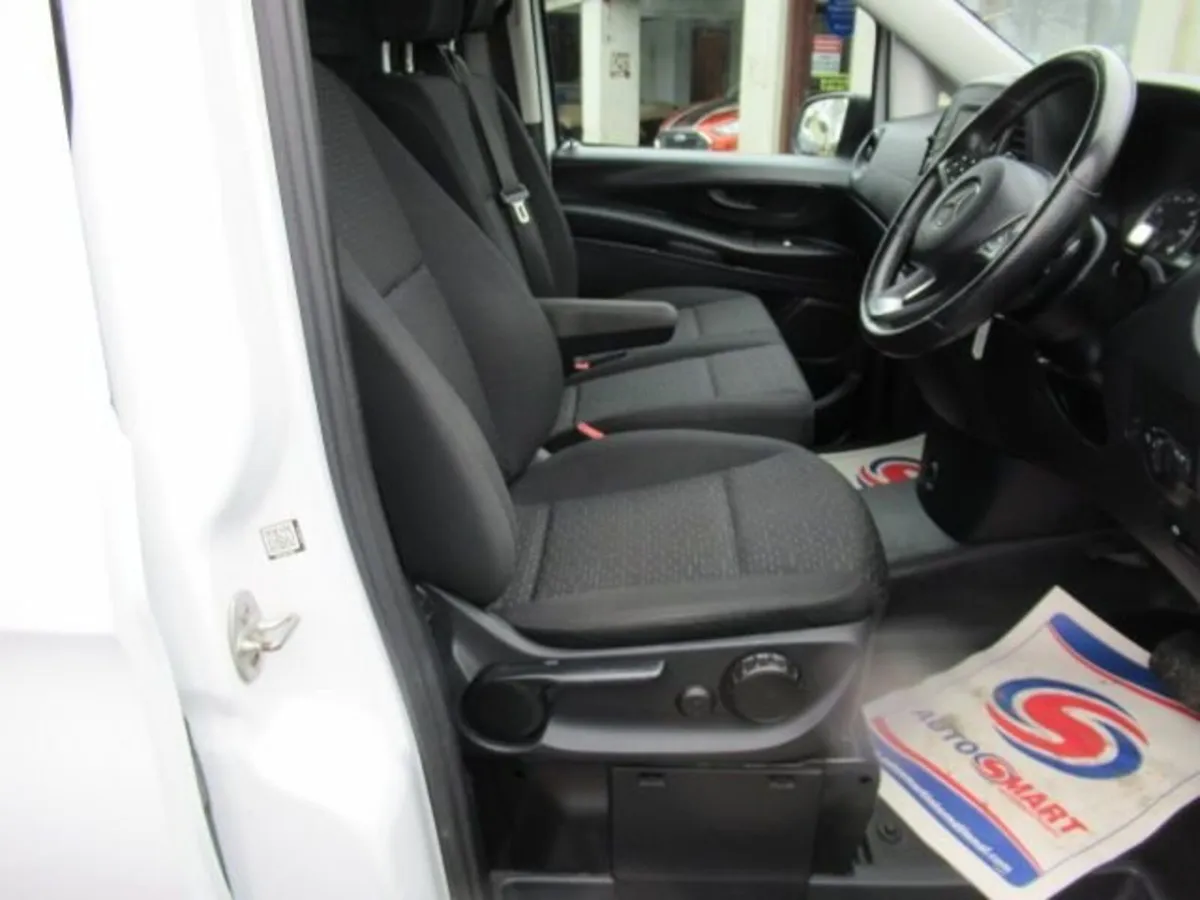2.0 116 CDI Progressive Panel Van 5dr Diesel Auto - Image 3
