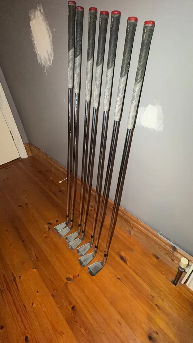 Titleist 718 MB IRONS - Image 1