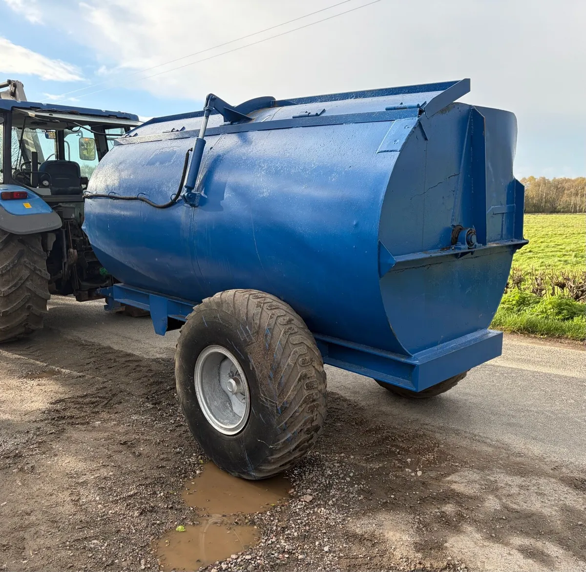 Dung spreader - Image 1