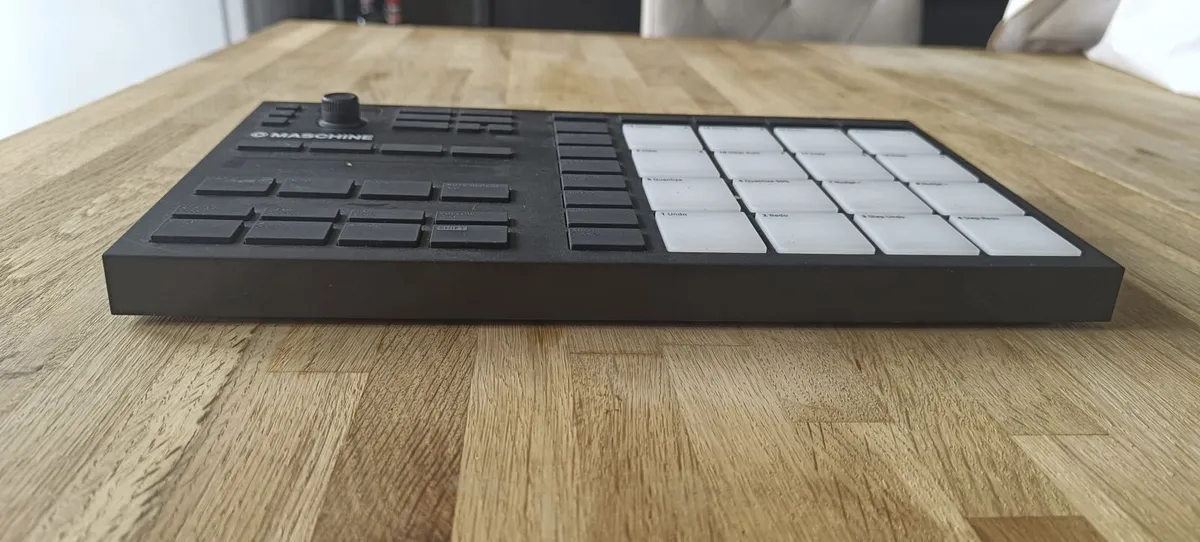 Native Instruments Maschine MK3 - Image 2