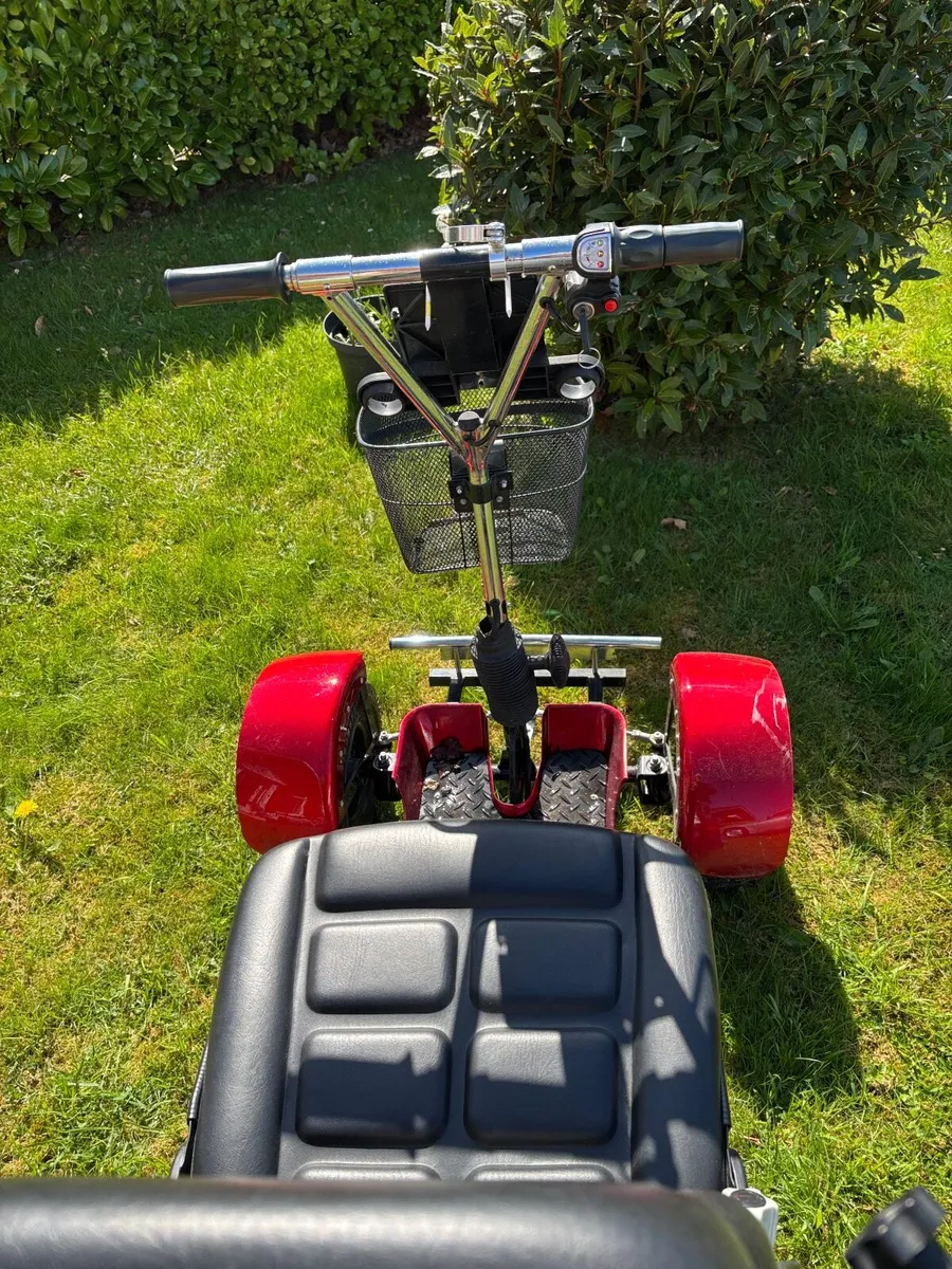 Single person golf buggy - Image 4