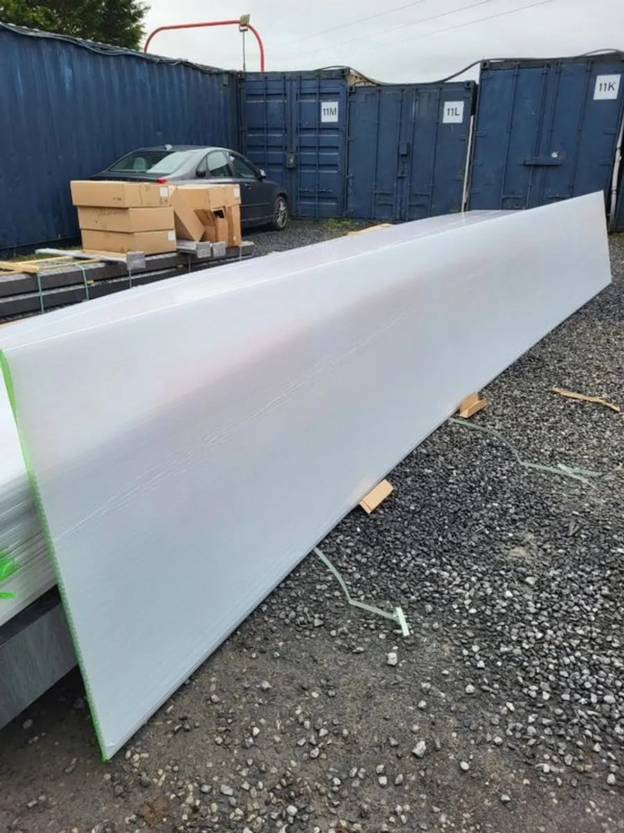 Roof/Polycarbonate - Image 3