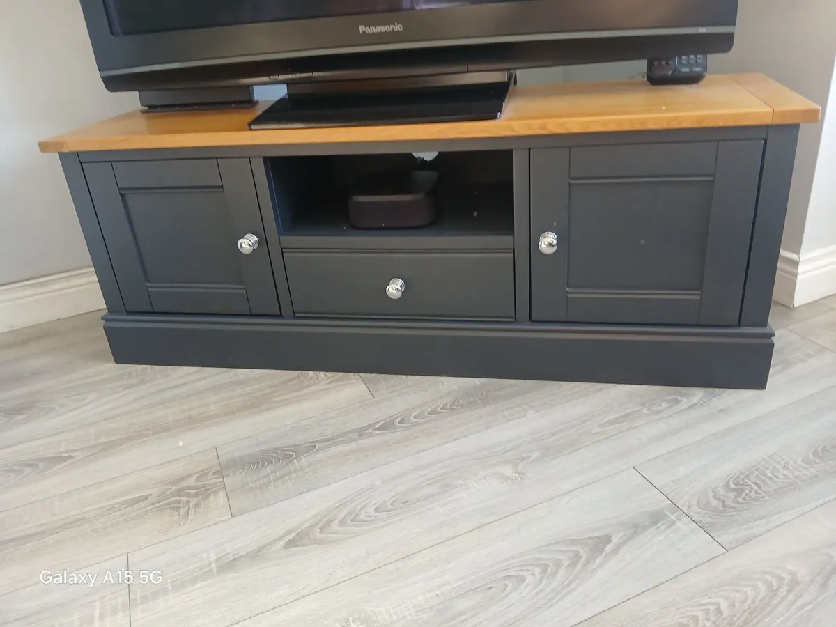 Tv unit - Image 1