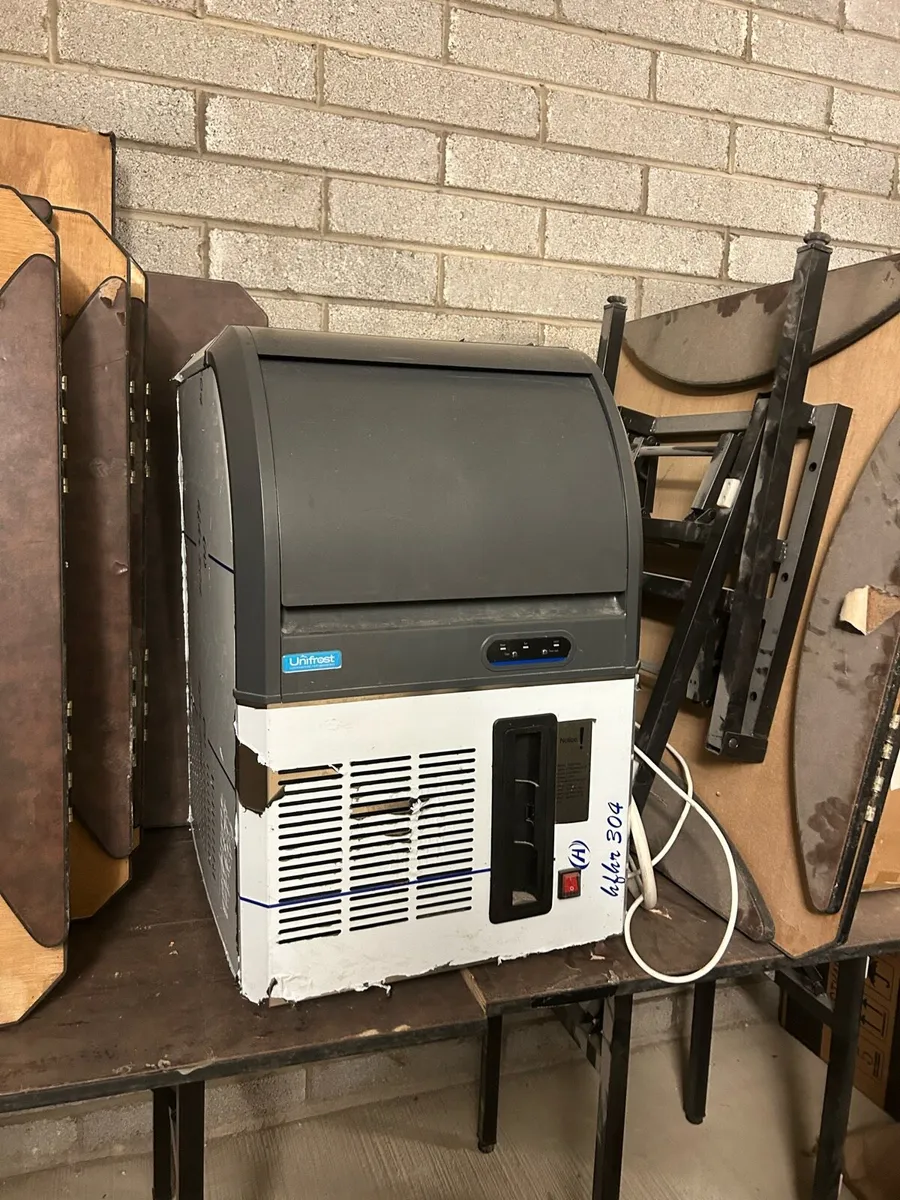 Ice Machine - Image 1