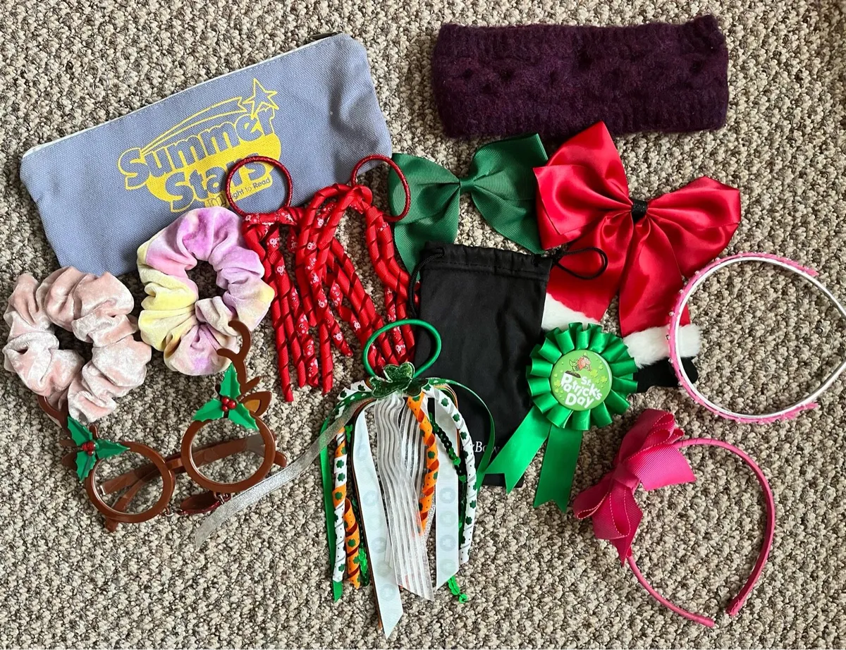 For sale bundle of accessories - Image 1