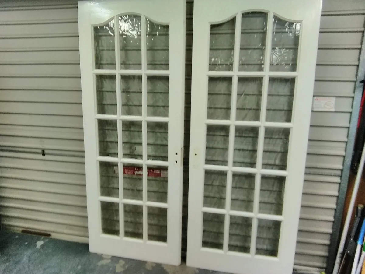 French doors, fireplace surround - Image 3